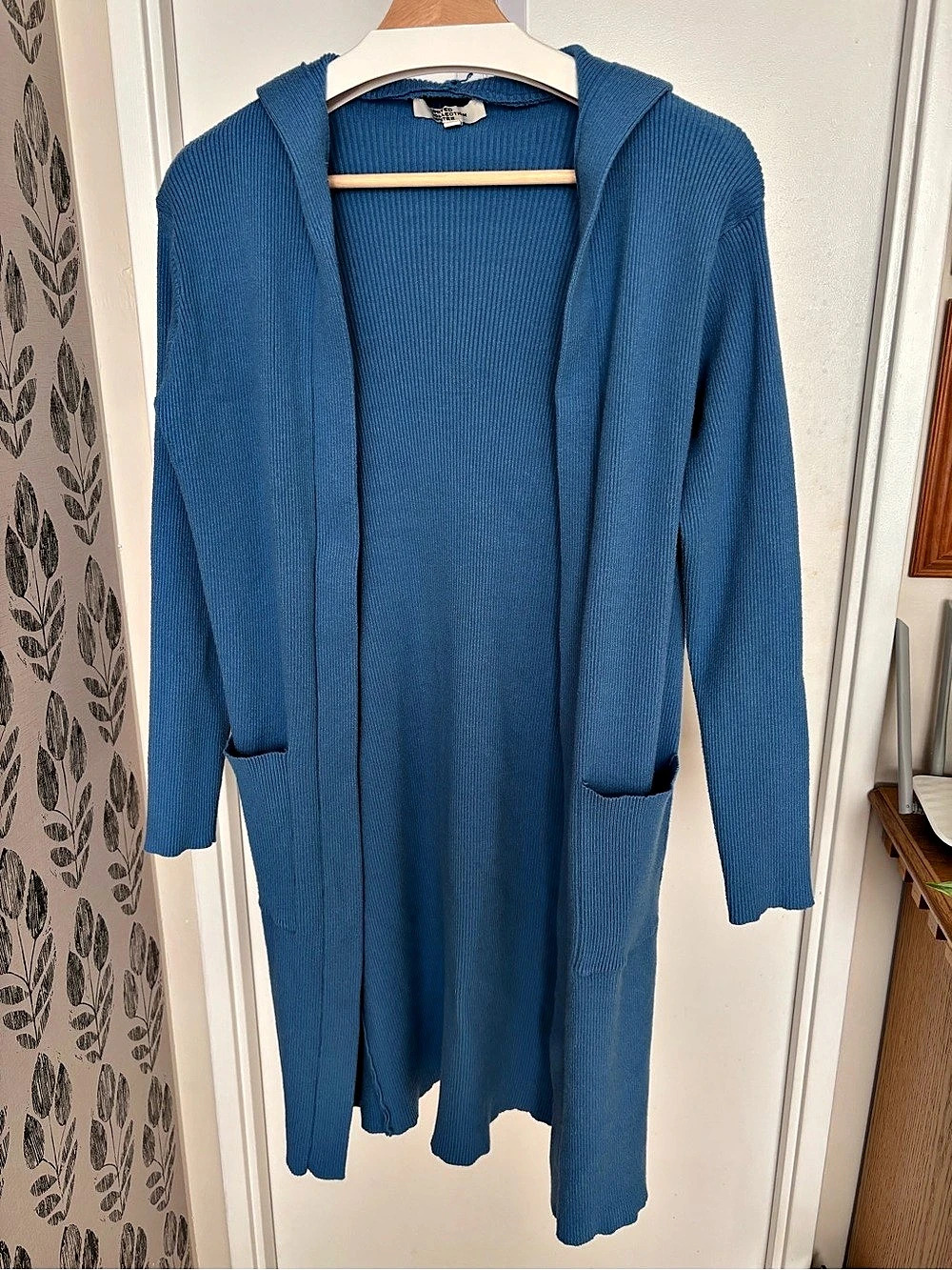 Longline Blue Hooded Cardigan Size Medium Y2K fall cozy
